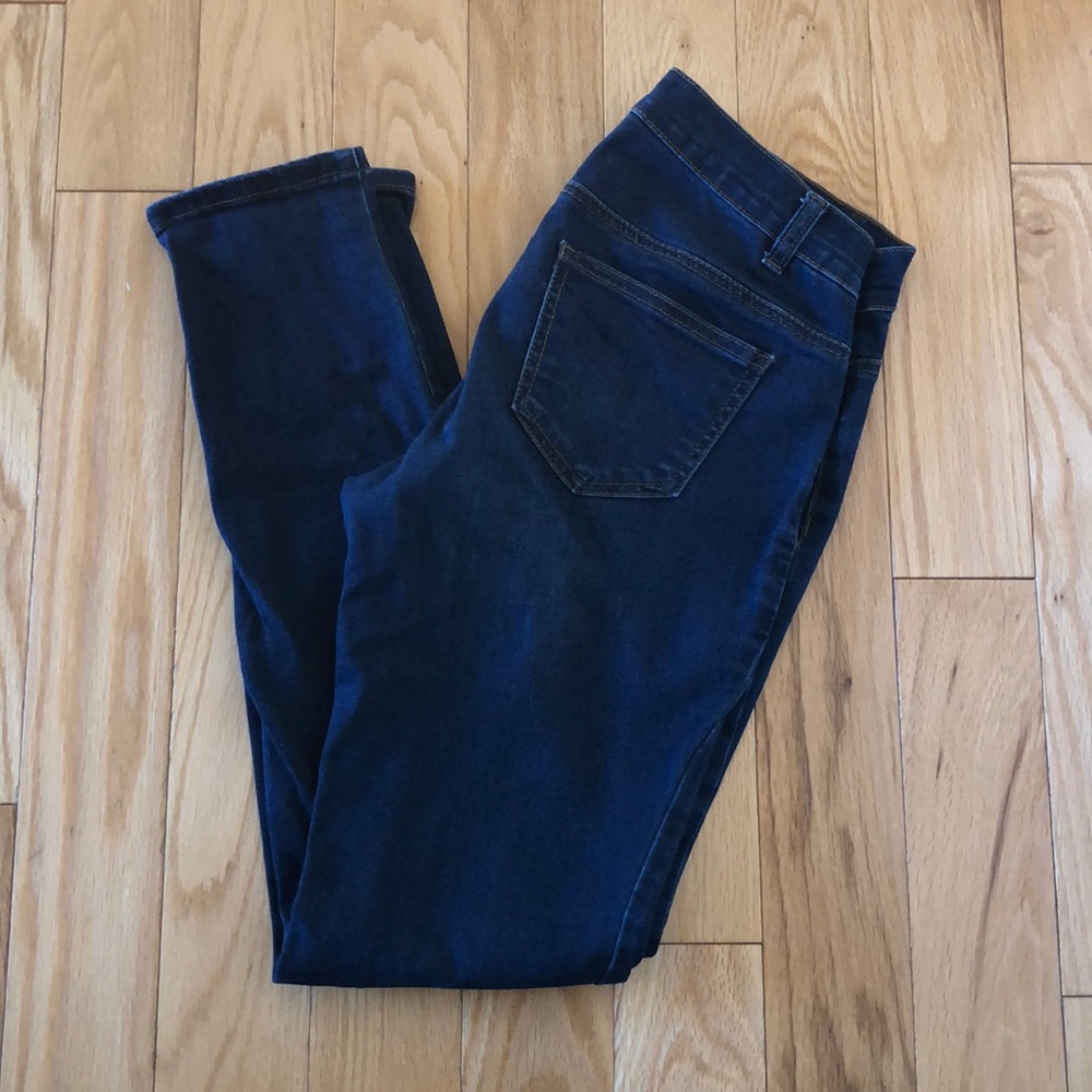 Maternity jeans, size small
